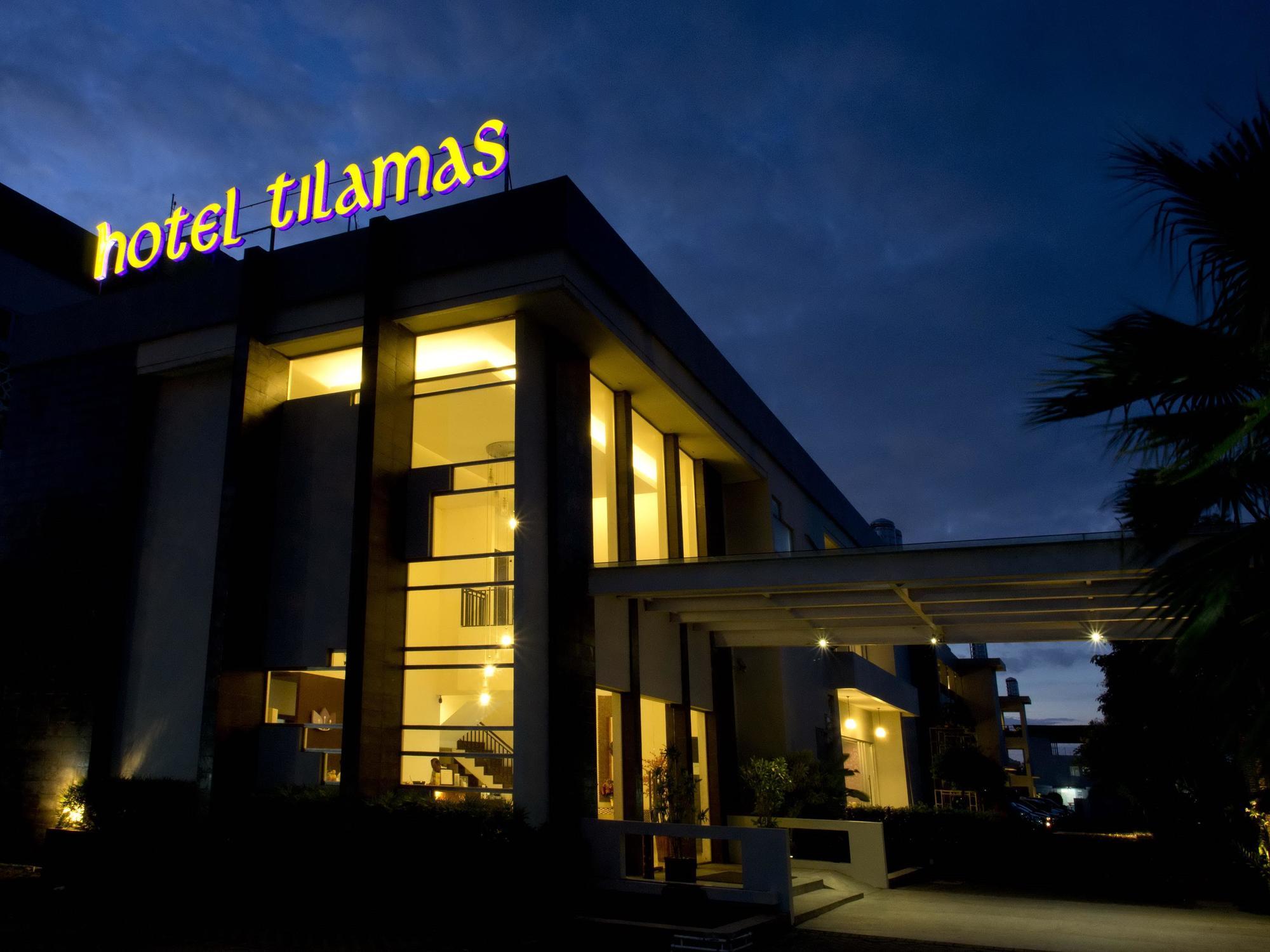 Hotel Tilamas Juanda Surabaya Exterior photo