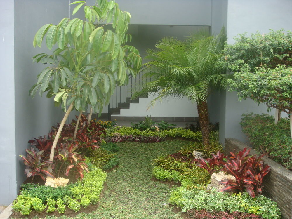 Hotel Tilamas Juanda Sawotratap Exterior photo